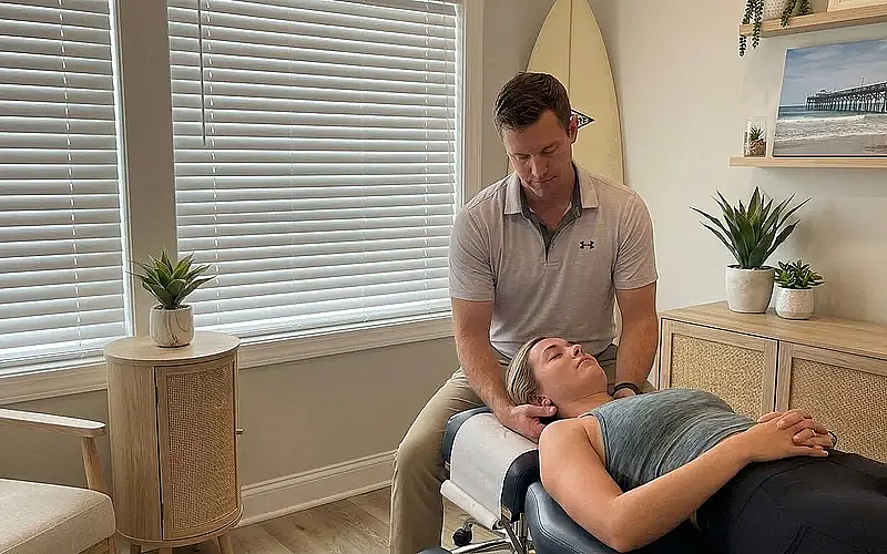 Can Chiropractic Care in Surf City Help With Daily Neck Pain?